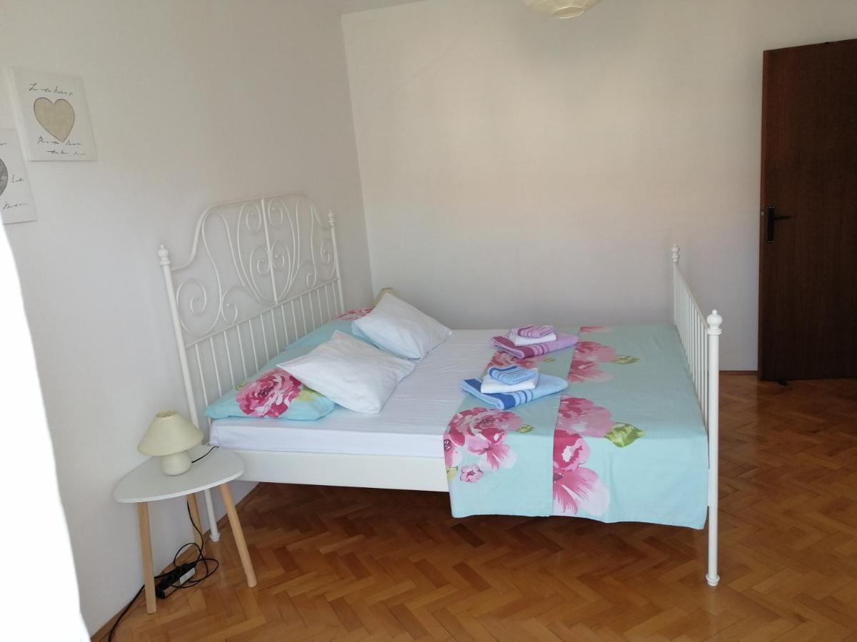 Apartments Stjepic Sukošan 外观 照片