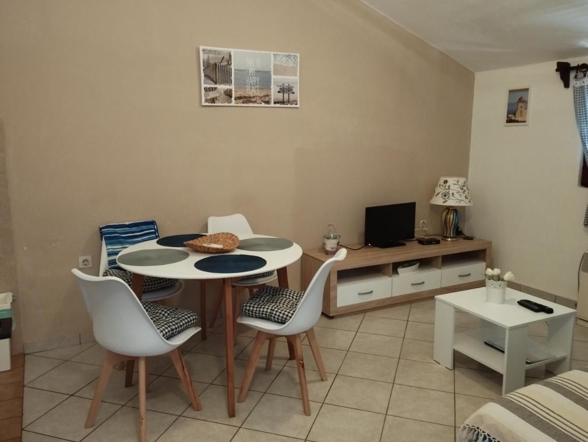 Apartments Stjepic Sukošan 外观 照片